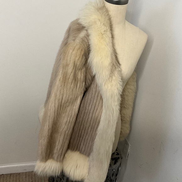 **FALL SALE** Mink & Fox Fur Coat - Picture 2 of 7
